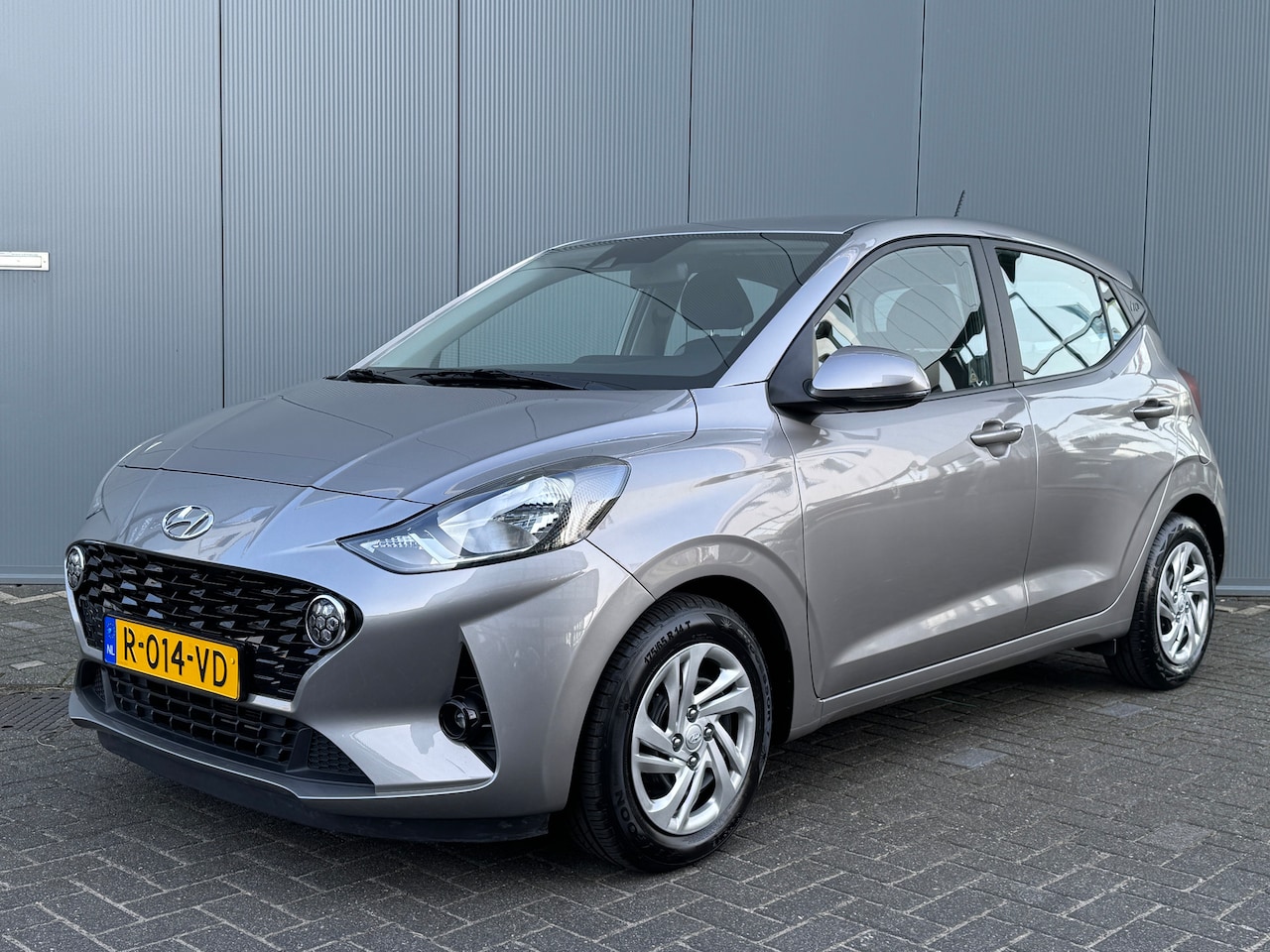 Hyundai i10 - 1.0 66pk Comfort | Apple Carplay/Android Auto|telefoonintegratie premium | airco | bestuur - AutoWereld.nl