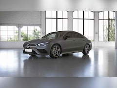 Mercedes-Benz CLA-Klasse - 180 Business Solution AMG | Trekhaak | Panoramadak | Stoelverwarming | Achteruitrijcamera