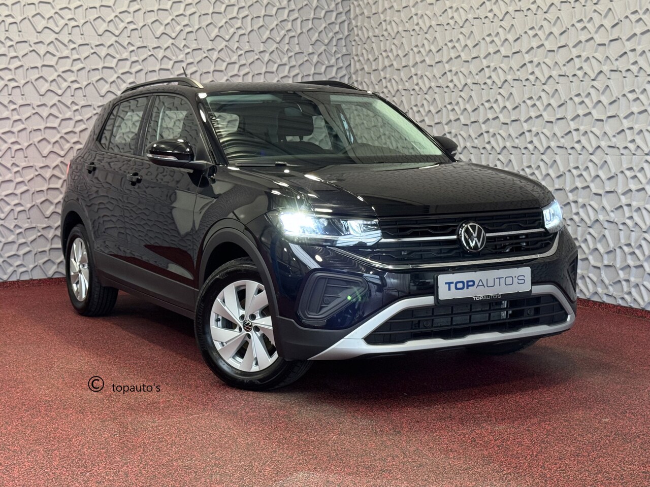 Volkswagen T-Cross - DE VERNIEUWDE T-CROSS 116PK CAMERA VIR.COCKPIT STOELVERW. ADAP.CRUISE LMV CARPLAY 02/2024 - AutoWereld.nl