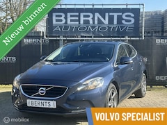 Volvo V40 - D4|Navigatie|Bluetooth|Parkeersensoren|Digitaal instrumentenpaneel