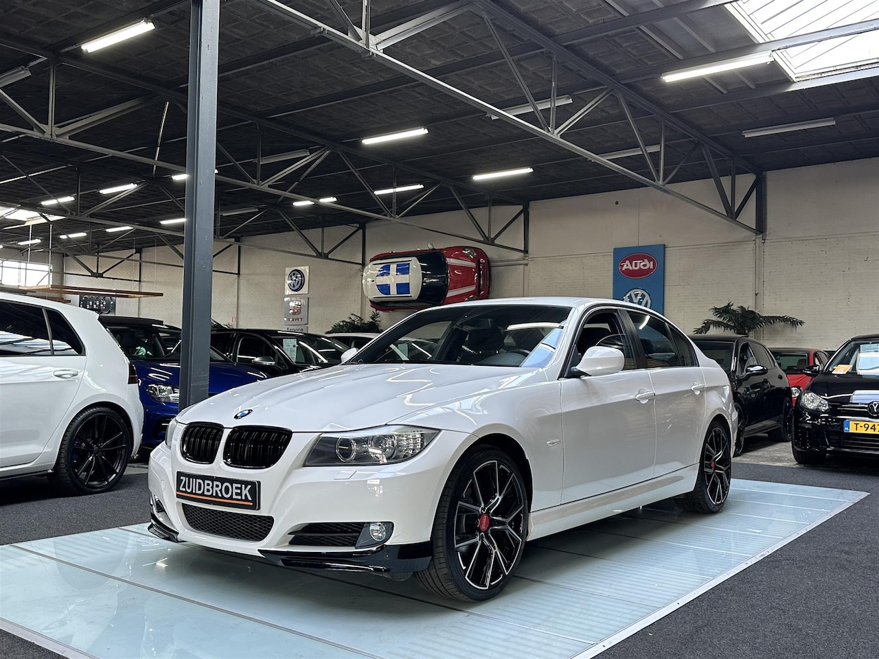 BMW 3-serie - 318i LCI | Xenon | 1e eigenaar | YOUNGTIMER | M-Sport | - AutoWereld.nl