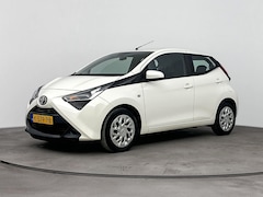 Toyota Aygo - 1.0 VVT-i x-play APPLE CARPLAY / ANDROID AUTO