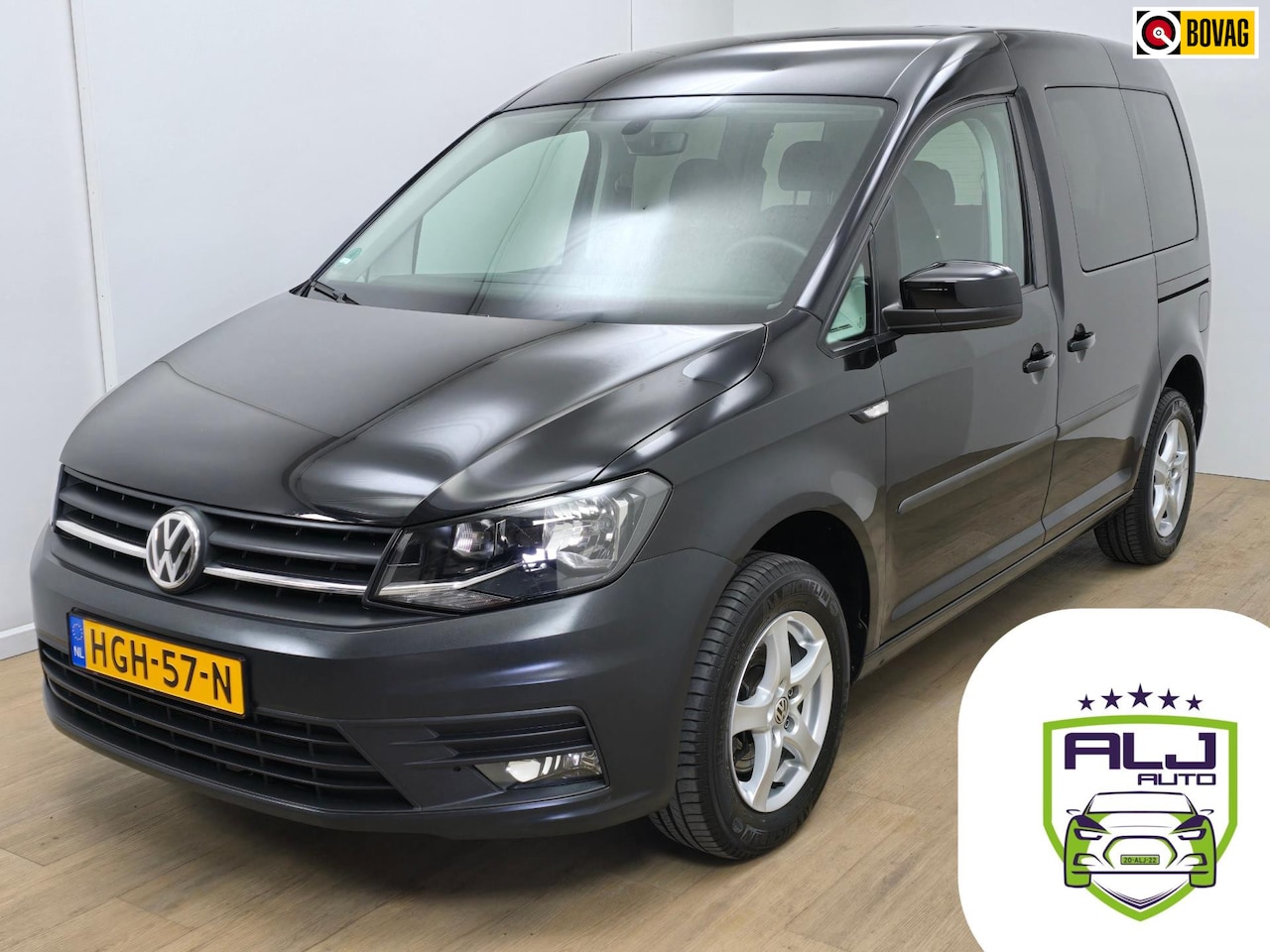 Volkswagen Caddy - Occasion 1.2 TSI 5 persoons en grote bagageruimte | Tweedehands Volkswagen Caddy in zwart - AutoWereld.nl