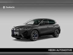 BMW iX - xDrive40 | Sportpakket | 22" | CoPilot | Laser | Harman Kardon | Trekhaak |