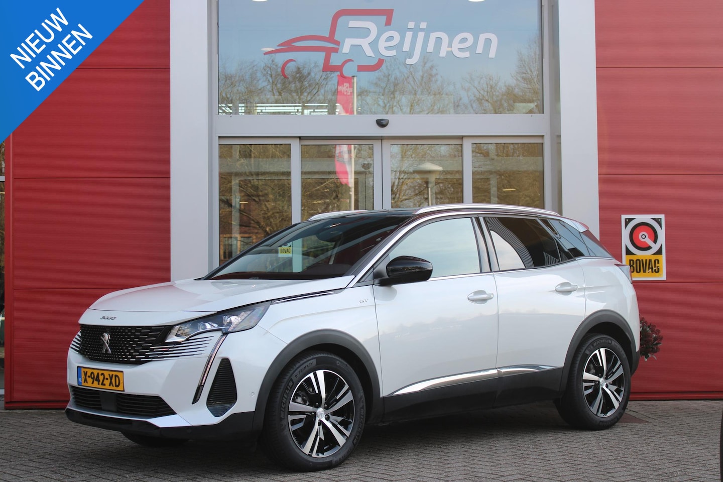 Peugeot 3008 - 1.2 136PK Hybrid GT | 360° CAMERA | NAVIGATIE | ADAPTIVE CRUISE CONTROL | APPLE CARPLAY/AN - AutoWereld.nl