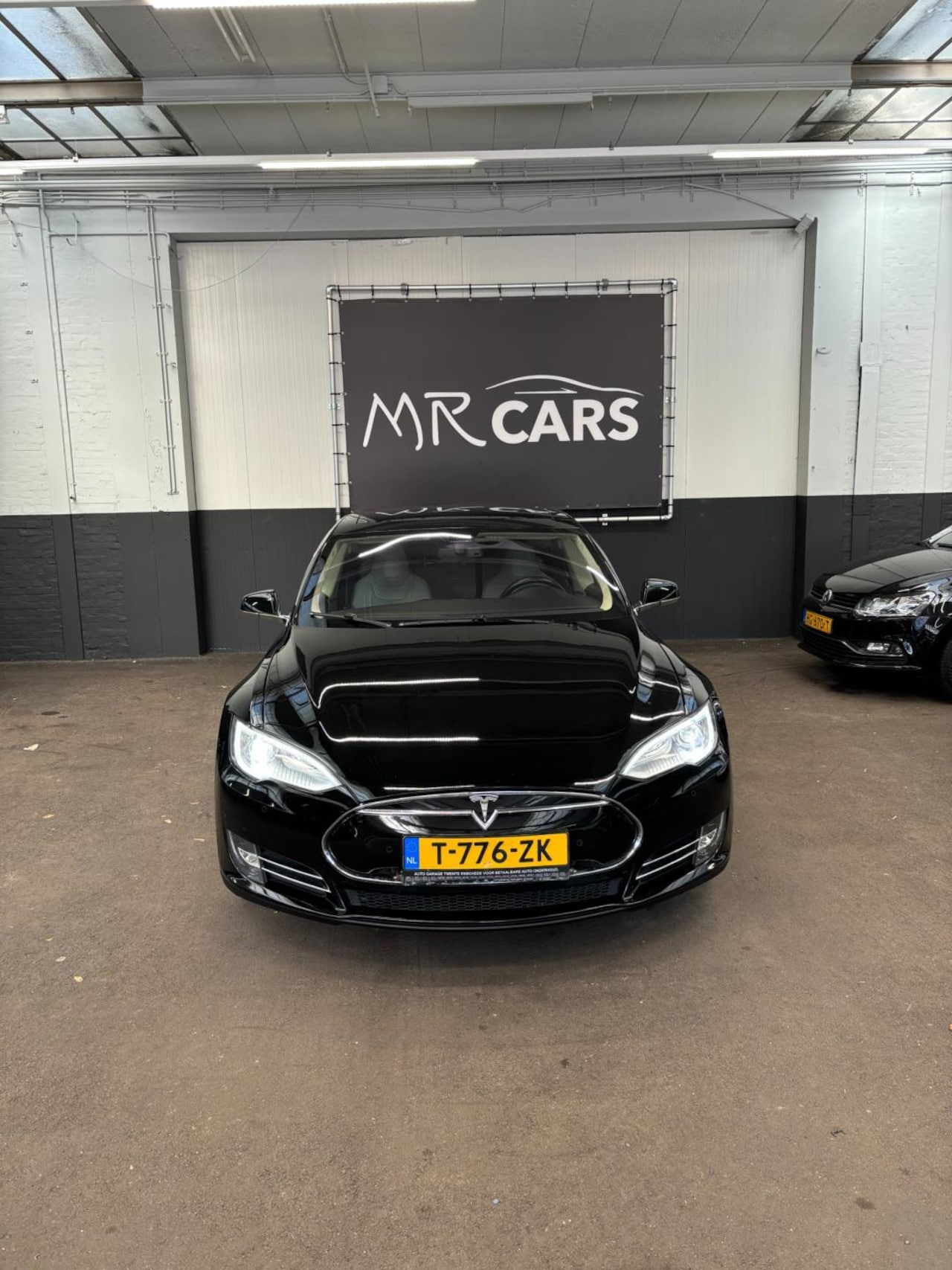 Tesla Model S - 85 Base - AutoWereld.nl