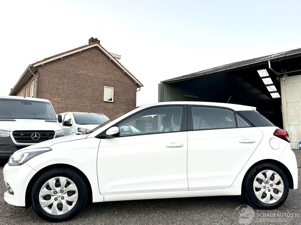 Hyundai i20 - I-20 1.0 T-GDI Comfort - AutoWereld.nl