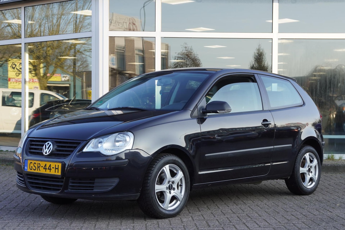 Volkswagen Polo - 1.2 Trendline AIRCO LM VELGEN AUX APK 11-2025 - AutoWereld.nl