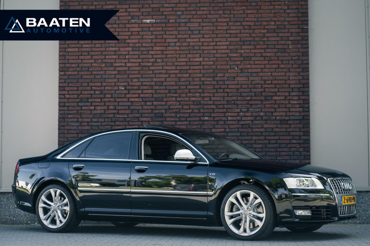 Audi S8 - 5.2 V10 Facelift |1e eigenaar|Dealer onderhouden|102.000 km| - AutoWereld.nl