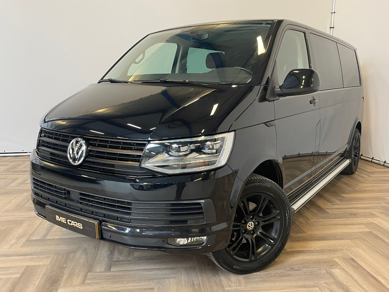 Volkswagen Transporter - 2.0 TDI L2H1 DC Highline 2.0 TDI L2H1 DC Highline, AANKOOPKEURING TOEGESTAAN, INRUIL MOGELIJK, DEALER ONDERHOUDEN - AutoWereld.nl