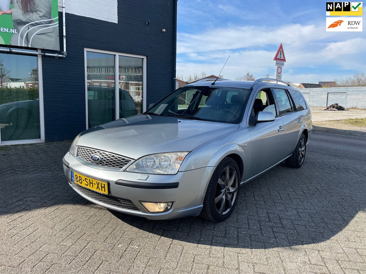 Ford Mondeo Wagon - 1.8-16V Platinum CRUISE/CLIMA/LEER/FULL - AutoWereld.nl