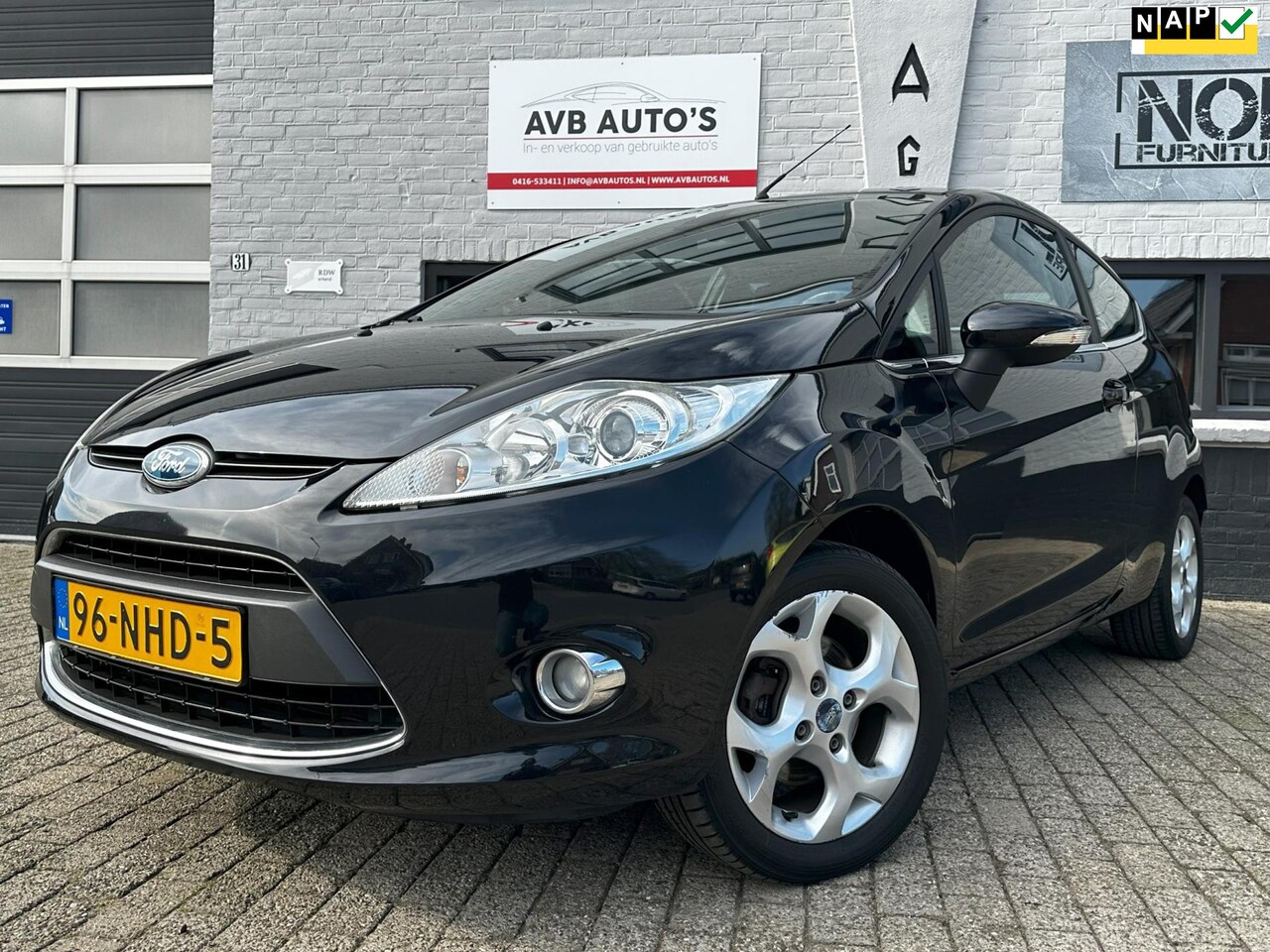 Ford Fiesta - 1.4 Titanium Clima Cruise PDC - AutoWereld.nl