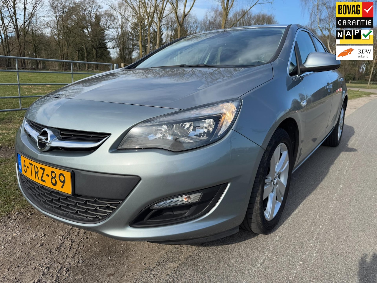 Opel Astra - 1.4 Turbo Berlin 120PK met navigatie - AutoWereld.nl