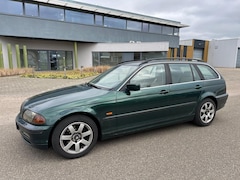 BMW 3-serie Touring - 320i Executive