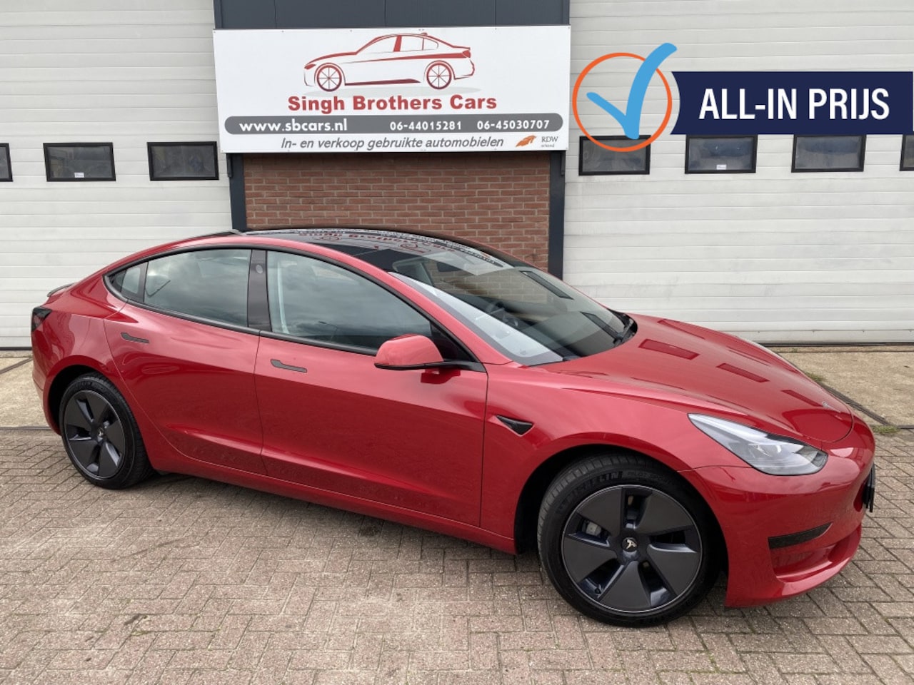 Tesla Model 3 - Stnd+RWD 60kWh NAP GARANTIE TERKHAAK INRUIL MOG!!! - AutoWereld.nl