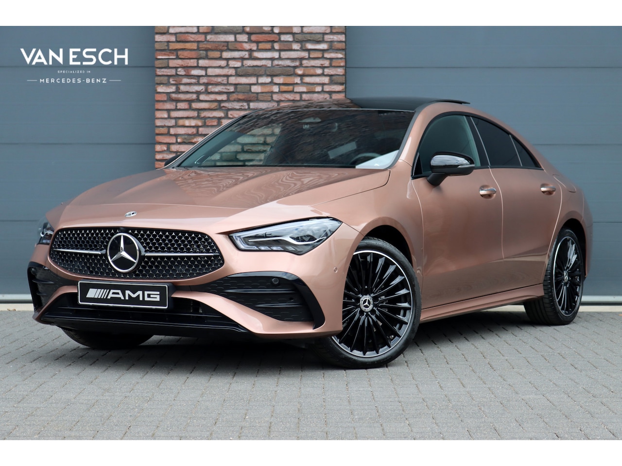 Mercedes-Benz CLA-Klasse - 250 e AMG Line Aut8 | Panoramadak | Distronic | Memory | Burmester | Trekhaak | Keyless Go - AutoWereld.nl