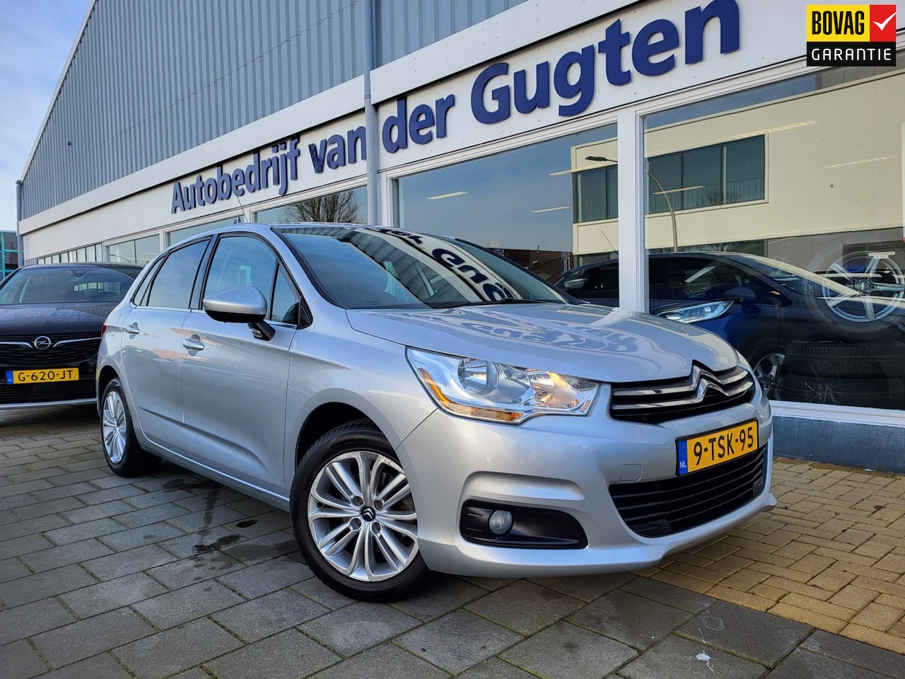 Citroën C4 - 1.2 PureTech Exclusive / Climate Control / 63.000 Km / Cruise Control / - AutoWereld.nl