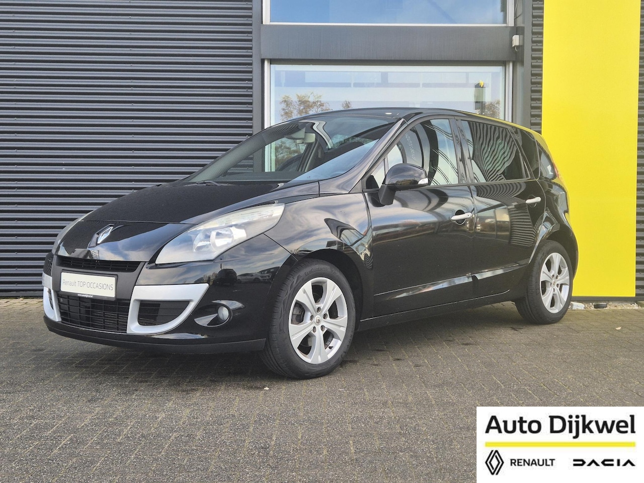 Renault Scénic - 1.4 TCe 130 Dynamique Luxe Renault Scénic 1.4 TCe 130 Bose - AutoWereld.nl