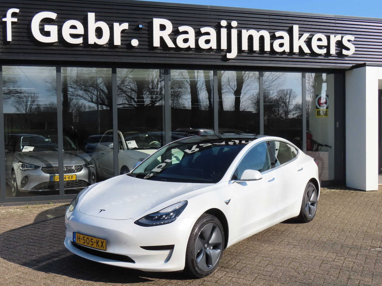 Tesla Model 3 - Standard RWD Plus 60 kWh*Autopilot* - AutoWereld.nl