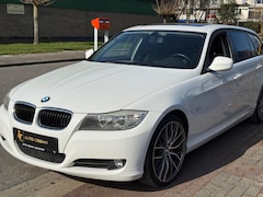 BMW 3-serie Touring - 318i Automaat Panoramadak