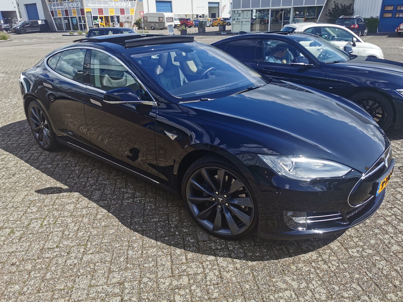 Tesla Model S - Base - AutoWereld.nl