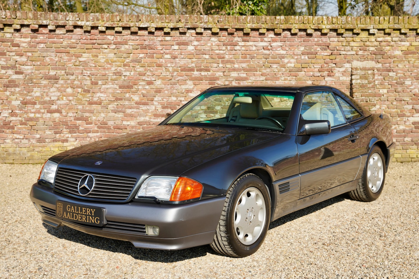 Mercedes-Benz SL-klasse Cabrio - 500 "31.420 kilometers" In a pristine condition, "Traveled" less than 32000 kilometers, Cl - AutoWereld.nl