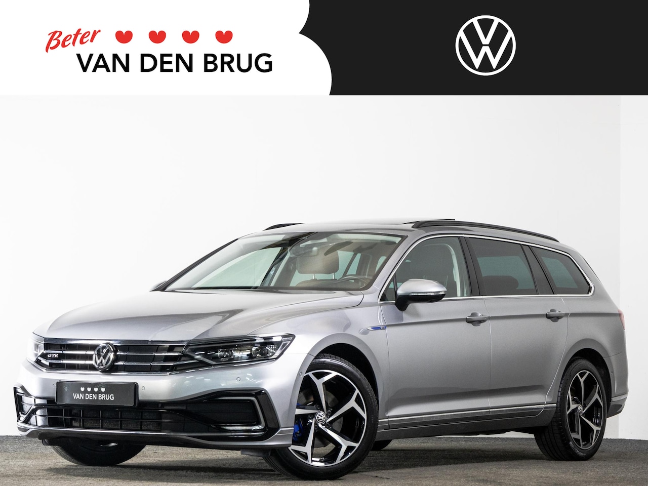 Volkswagen Passat Variant - 1.4 TSI PHEV GTE Business Automaat | Panoramadak | Lederen interieur | Trekhaak wegklapbaa - AutoWereld.nl