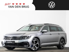 Volkswagen Passat Variant - GTE 1.4 TSI 218 pk Highline Automaat | Panoramadak | Lederen interieur | Trekhaak wegklapb