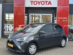 Toyota Aygo X - X-FUN 5-DEURS AIRCO CENTRL-VERGR-AFST. EL-RAMEN USB BLUETOOTH AUDIO-STUURWIELBED. NL-AUTO