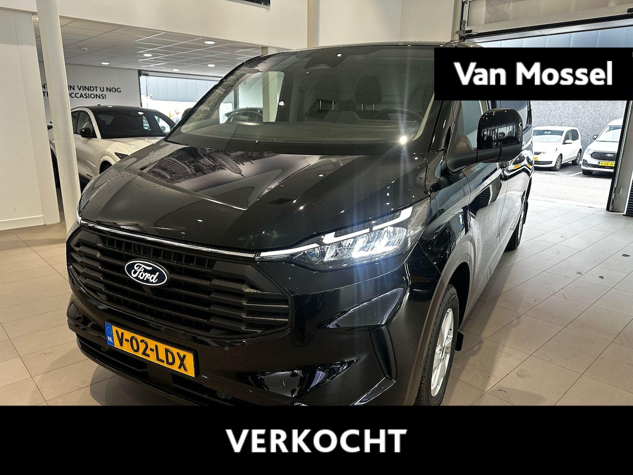 Ford Transit Custom - 320 2.0 TDCI L2H1 Limited | BPM Vrij | Driver Assistance Pack | - AutoWereld.nl