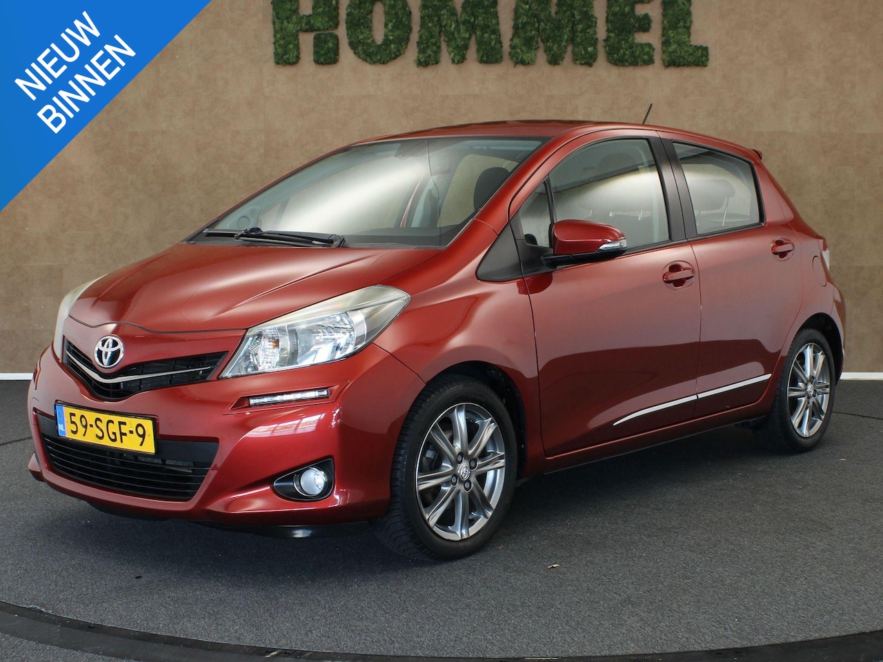 Toyota Yaris - 1.3 VVT-i Dynamic - ORIGINEEL NEDERLANDSE AUTO - VASTE TREKHAAK (550 KG ONGEREMD TREKGEWIC - AutoWereld.nl