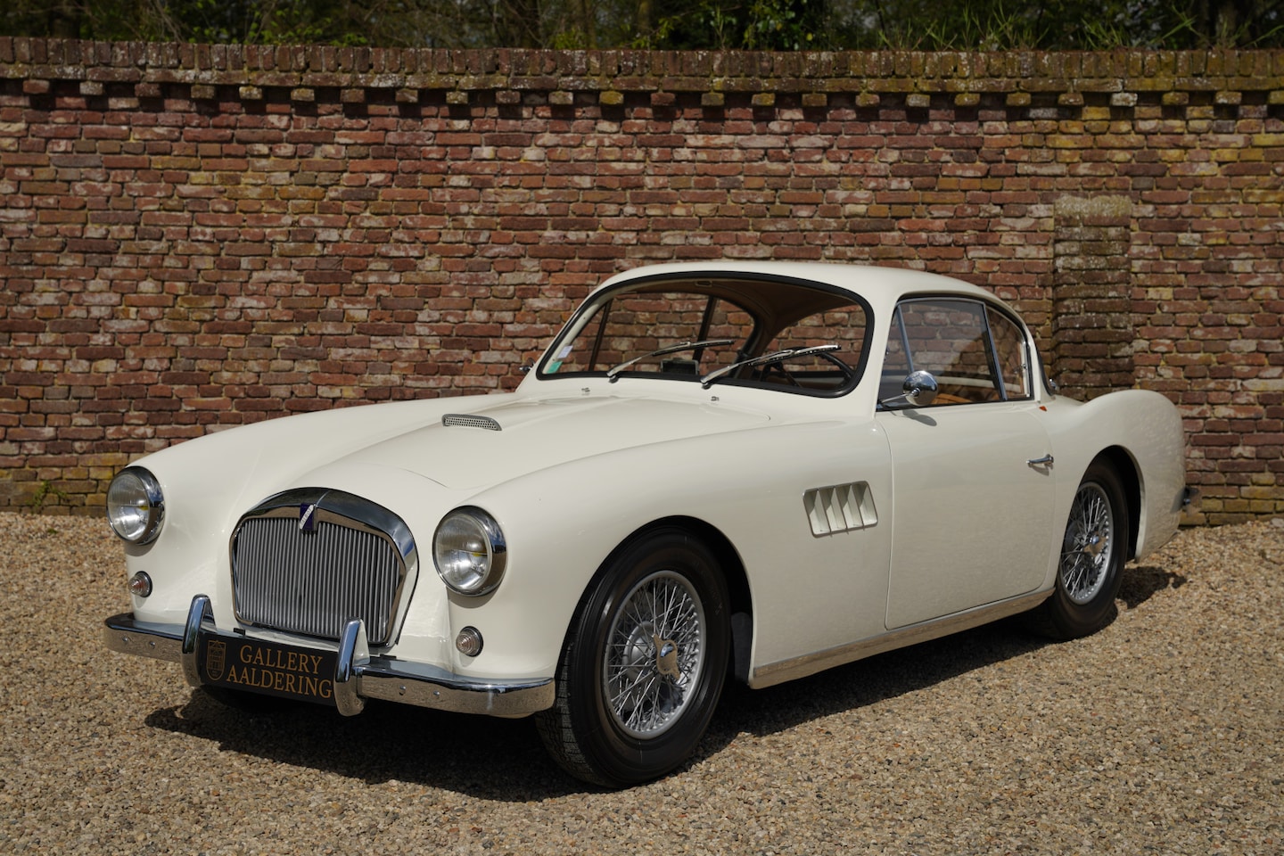 Talbot Lago - V8 America Coupe The last "T14 America"-example built, Only 2 owners/families in 60 years, - AutoWereld.nl