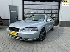 Volvo V70 - 2.4 Edition Sport automaat, van A tm Z onderhouden