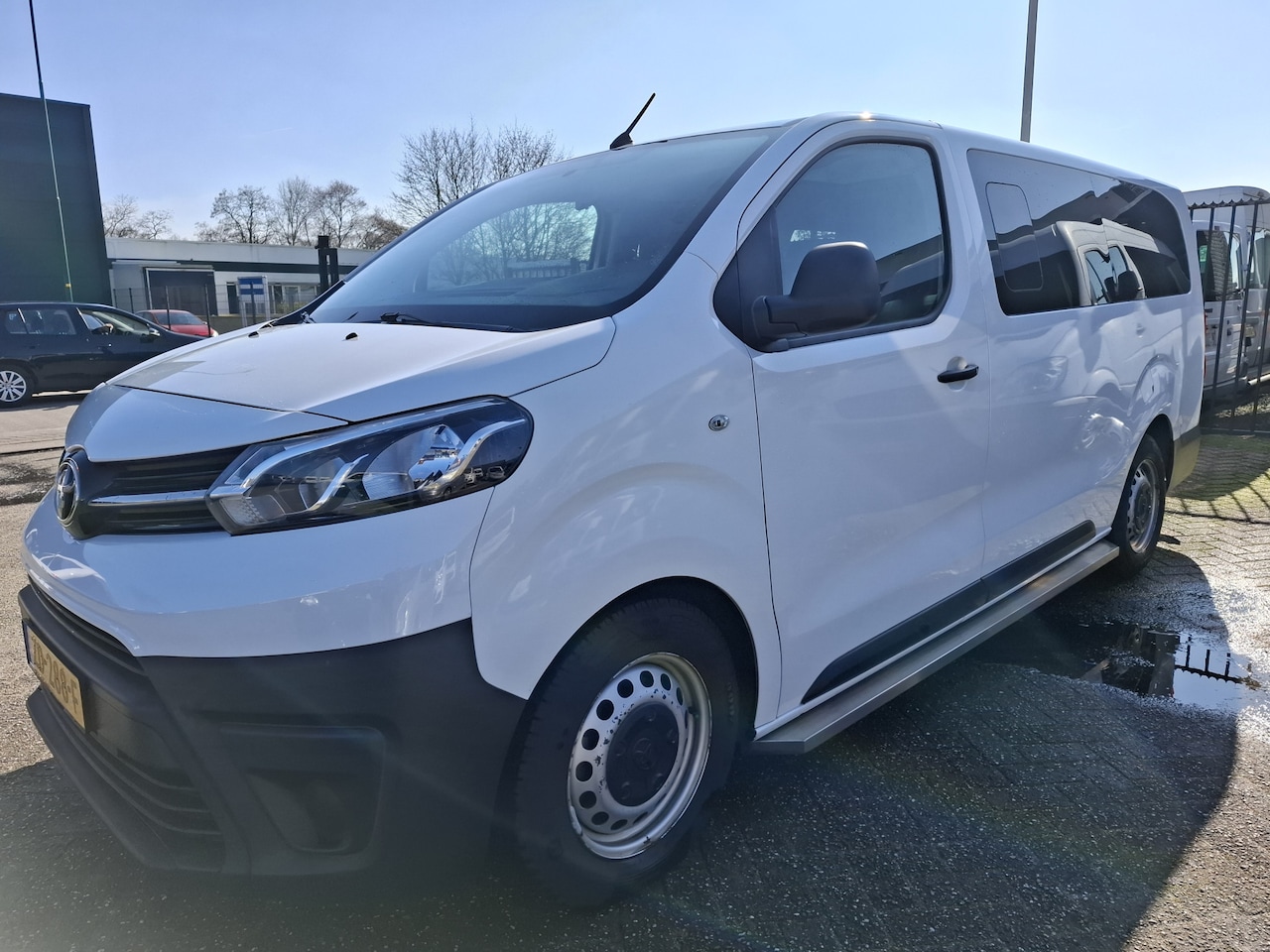 Toyota ProAce Shuttle - 1.5 D-4D LONG MOTOR KAPOT! 11950.- INCL BTW 9-PERSOONS 120PK - AutoWereld.nl