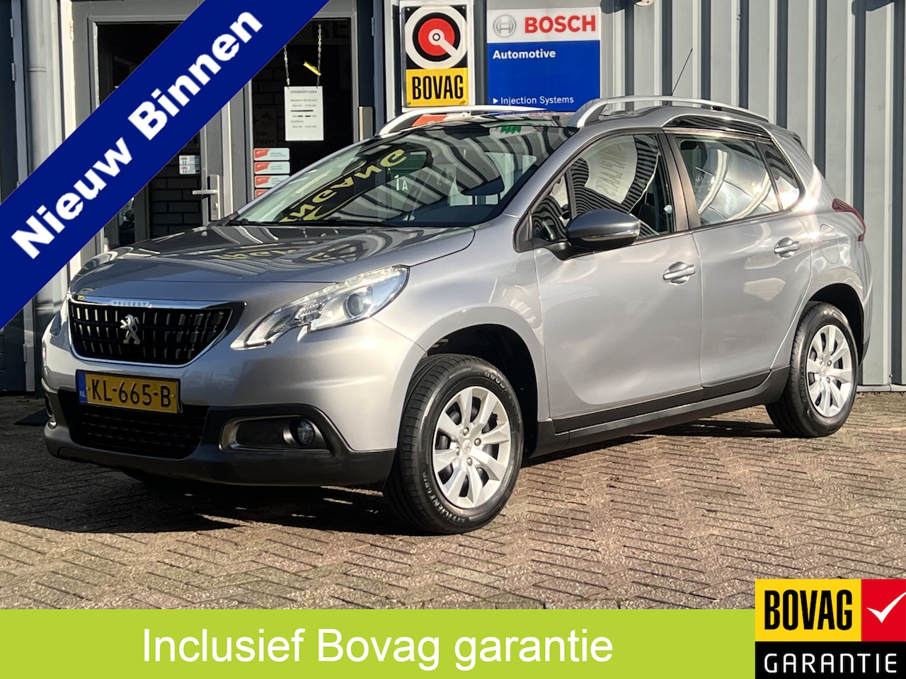 Peugeot 2008 - 1.2 PureTech Blue Lion | 1e EIGENAAR | DEALER ONDERHOUDEN | TREKHAAK | PANO | - AutoWereld.nl