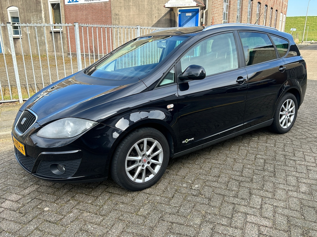 Seat Altea XL - 1.2 TSI Ecomotive Businessline COPA 2011 trekhaak! 6-bak! Cruise control! Clima! Pdc! Navi - AutoWereld.nl