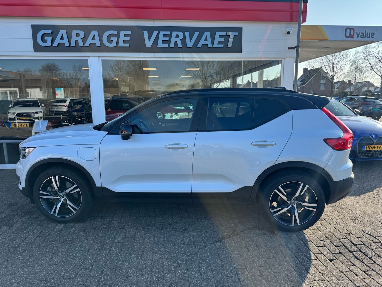 Volvo XC40 - 1.5 T4 Recharge R-Design 1.5 T4 Recharge R-Design - AutoWereld.nl