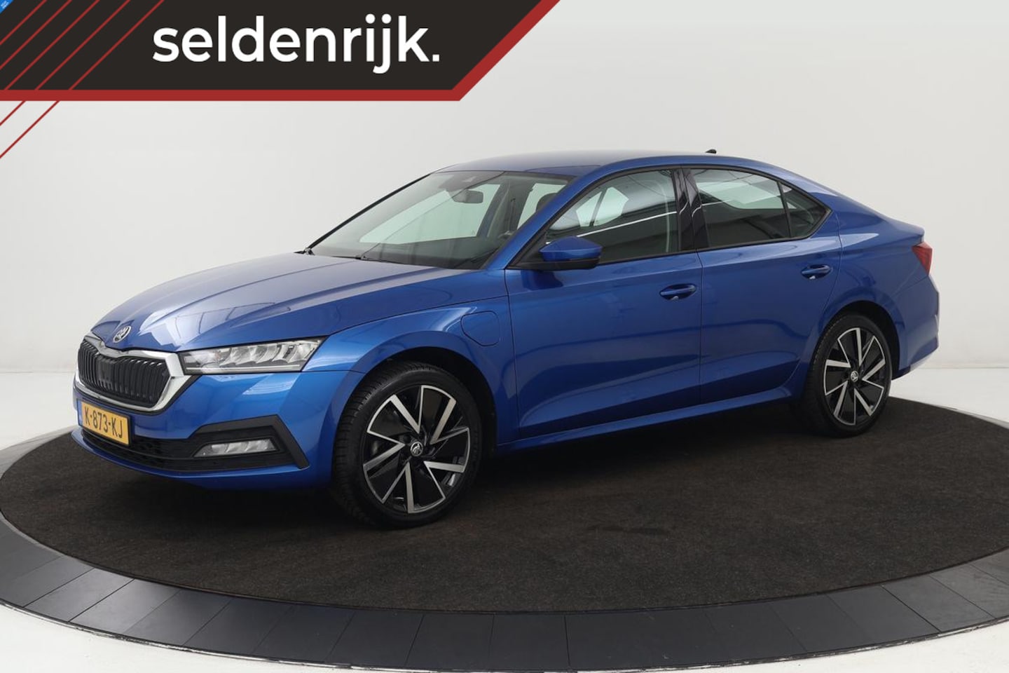 Skoda Octavia - 1.4 TSI iV Business Edition | Trekhaak | Stoelverwarming | Carplay | Full LED | PDC | Navi - AutoWereld.nl