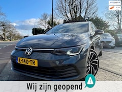 Volkswagen Golf - 1.5 TSI Clima Elek Pakket Navi 19” Panorama