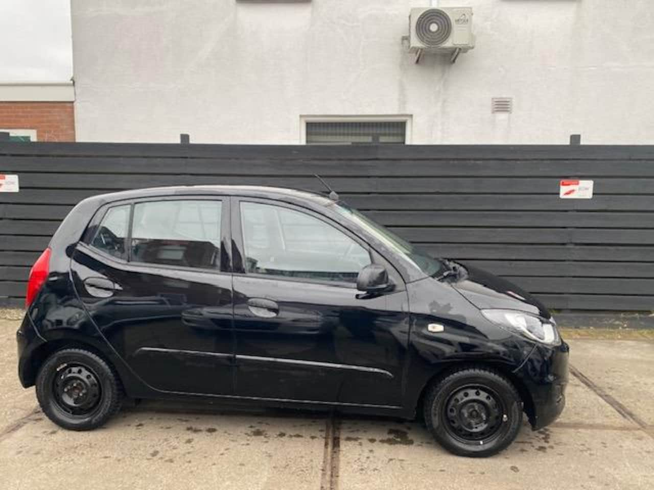 Hyundai i10 - 1.1 Pure SUPERNETTE5 DEURS LUXE UITVOERING AUTO NIEUWE APK TOT 02-2026 - AutoWereld.nl