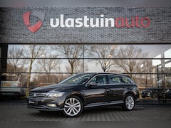 Volkswagen Passat Variant - 1.5 TSI Elegance Keyless start, Adap. cruise, Isofix