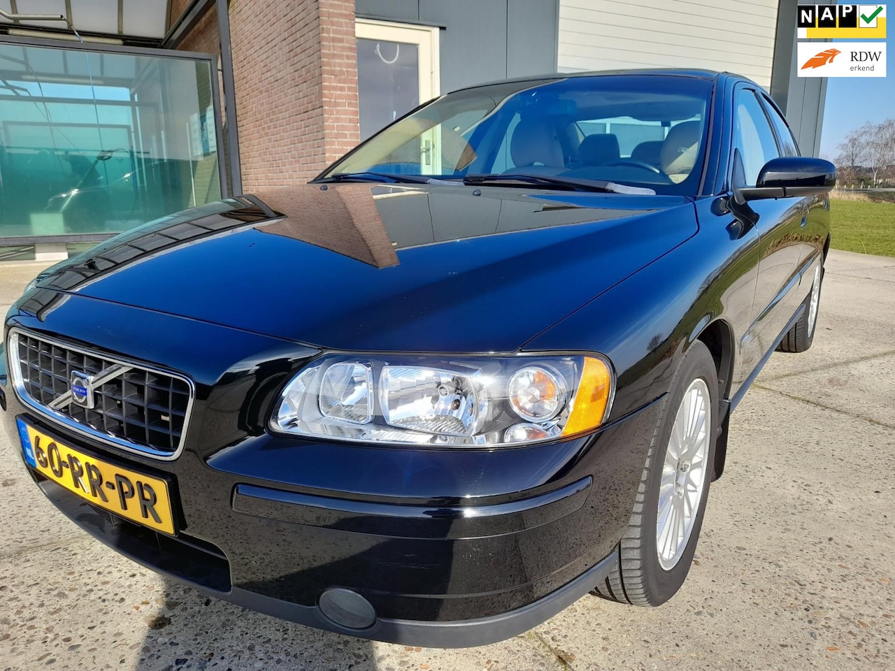 Volvo S60 - 2.4 Kinetic !!! SUPER MOOIE AUTO !!! - AutoWereld.nl