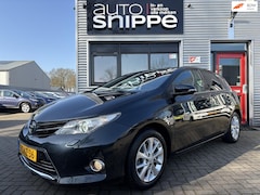 Toyota Auris - 1.6 Aspiration -CLIMA-VOLLEDER-STOELVERWARMING-NAVI-CAMERA-XENON-TREKHAAK-1300 KG TREKGEWI