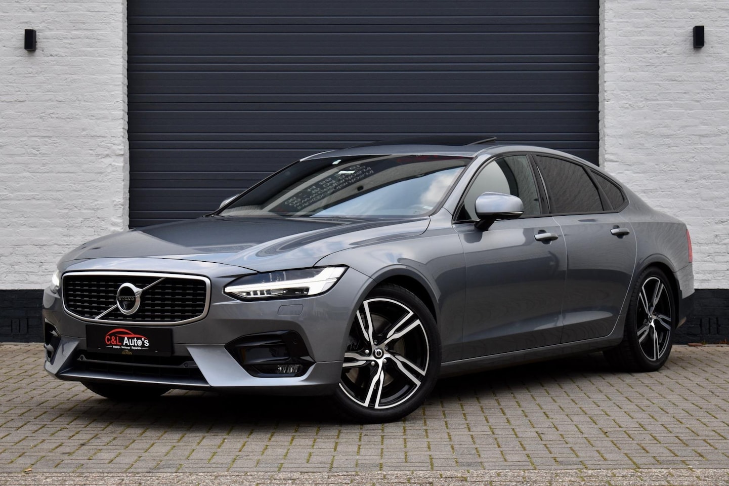 Volvo S90 - 2.0 D5 AWD R-Design | Schuifdak | ACC | 360 Cam - AutoWereld.nl