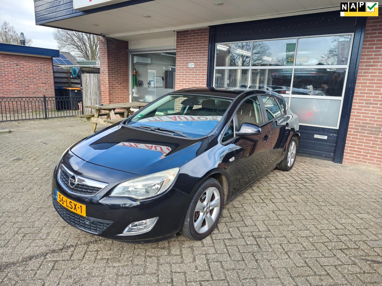 Opel Astra - 1.4 Turbo Edition 1.4 Turbo Edition, Clima, Cruise, PDC, Trekhaak, NAP - AutoWereld.nl