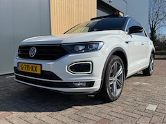 Volkswagen T-Roc - 1.5 TSI 150pk 7-DSG T-Roc Sport R | NL Auto | ACC | Pano | Beats | Carplay|