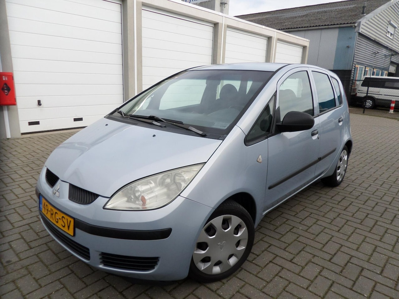 Mitsubishi Colt - 1.3 Invite - AutoWereld.nl