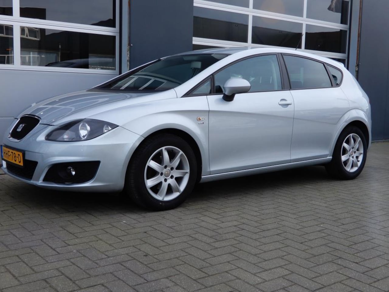 Seat Leon - 1.2 TSI Good Stuff Airco/CruiseControl/LMV - AutoWereld.nl