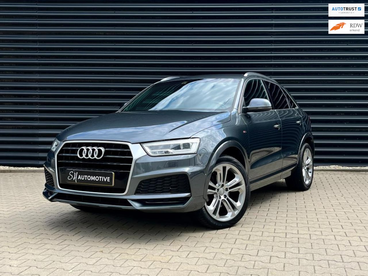 Audi Q3 - 1.4 TFSI CoD Sport S Line TREKHAAK / CAMERA / PARKEERHULP - AutoWereld.nl