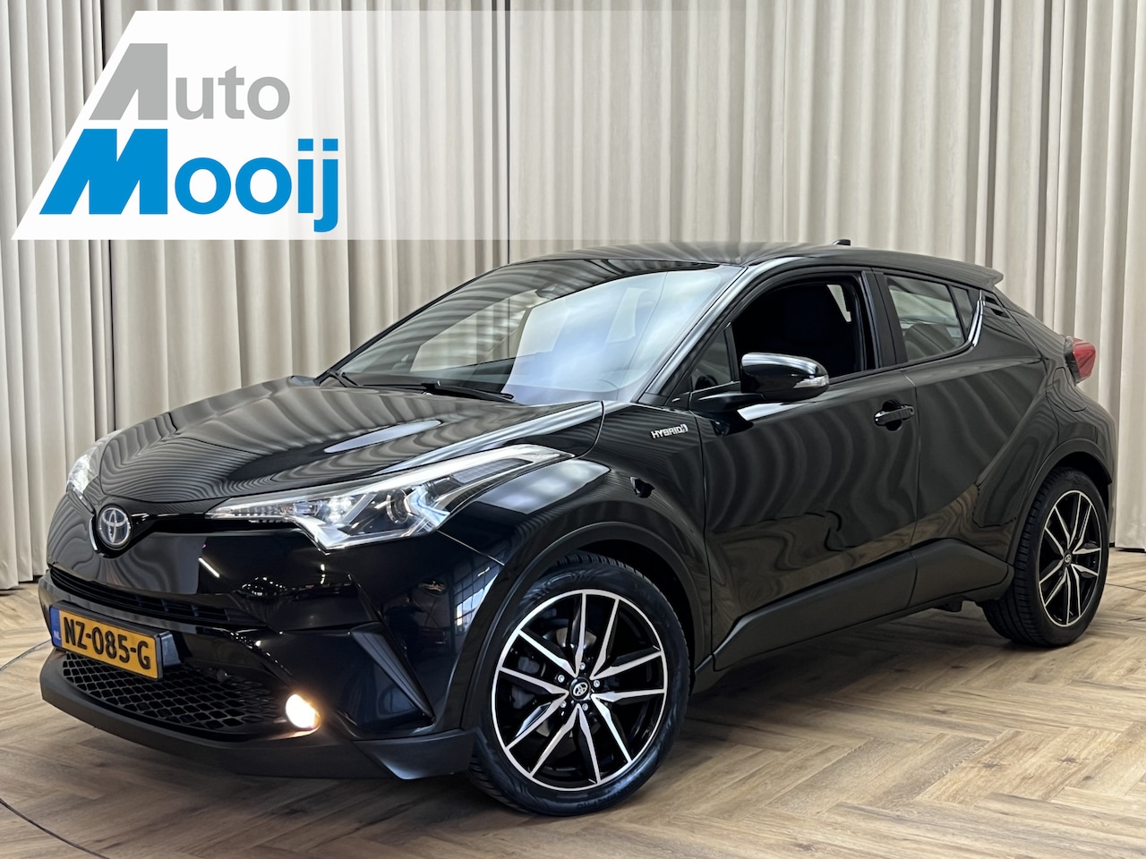 Toyota C-HR - 1.8 Hybrid Dynamic *Org.NL!* Trekhaak / Camera / Navigatie / Keyless / Cruise Control / EC - AutoWereld.nl